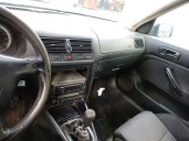 volkswagen golf iv berlina (1j1) del año 2003