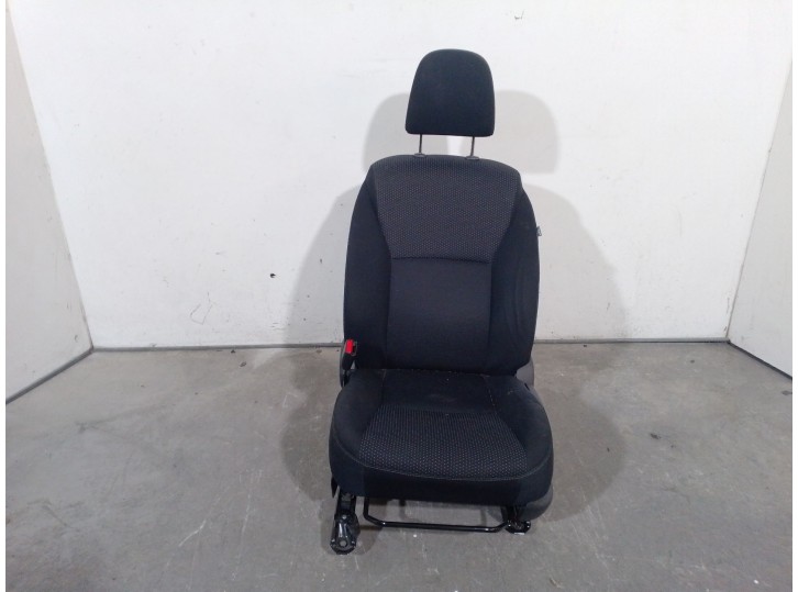 Recambio de asiento delantero izquierdo para toyota auris 1.6 16v cat referencia OEM IAM 7144002Z70B3 7144002Z70B3 