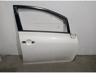 Recambio de puerta delantera derecha para toyota auris 1.6 16v cat referencia OEM IAM 6700102260  6700102260