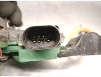 Recambio de spoiler talonera lateral izquierda para suzuki vitara 1.6 ddis turbodiesel cat referencia OEM IAM 7724154P0  