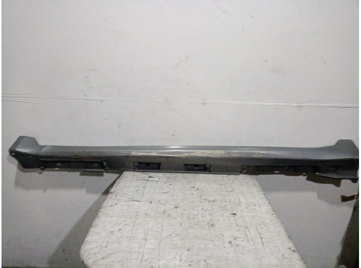 Recambio de faldon lateral para toyota avensis sedán (_t27_) 2.0 d-4d (wwt271_) referencia OEM IAM 7586005901 7586005901 