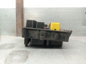 Recambio de caja reles / fusibles para opel zafira b 1.7 16v cdti referencia OEM IAM 13206748M  5DK00866848