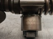 Recambio de inyector para seat leon (1p1) 2.0 tdi referencia OEM IAM 03G130073G  0414720404 BOSCH