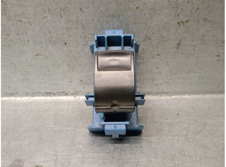 Recambio de mando elevalunas delantero derecho para toyota avensis sedán (_t27_) 2.0 d-4d (wwt271_) referencia OEM IAM 848100508