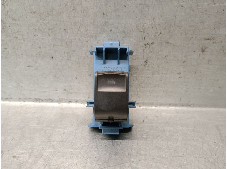 Recambio de mando elevalunas trasero derecho para toyota avensis sedán (_t27_) 2.0 d-4d (wwt271_) referencia OEM IAM 8481005080 