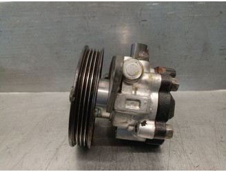 Recambio de bomba servodireccion para kia shuma i (fb) 1.5 i 16v referencia OEM IAM 0K2A232600A 