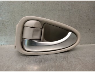 Recambio de maneta interior trasera izquierda para toyota avensis sedán (_t27_) 2.0 d-4d (wwt271_) referencia OEM IAM 6920605051