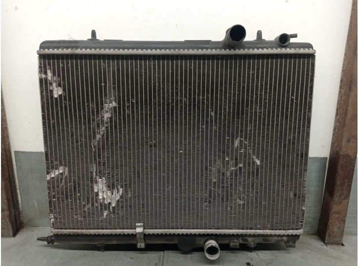 Recambio de radiador agua para peugeot 206 berlina 1.4 hdi referencia OEM IAM 9647510780 1330G1 874883W