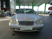 mercedes-benz clase c (w203) berlina del año 2000