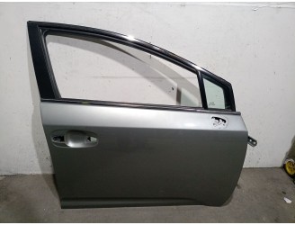 Recambio de puerta delantera derecha para toyota avensis sedán (_t27_) 2.0 d-4d (wwt271_) referencia OEM IAM 6700105081  