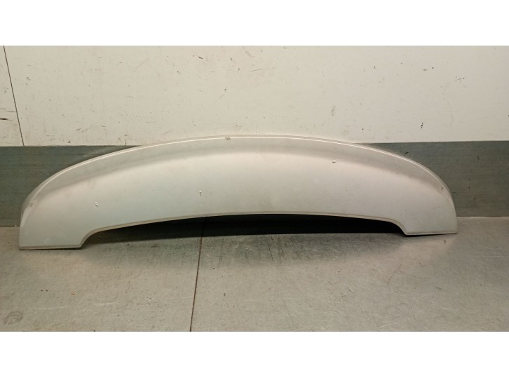 Recambio de aleron trasero para hyundai getz (tb) 1.5 crdi cat referencia OEM IAM 872111C200 872111C200 