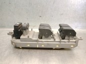 Replacement front left window regulator switch for Toyota Auris 1.6 16V CAT OEM IAM reference 8404002080 8404002080 