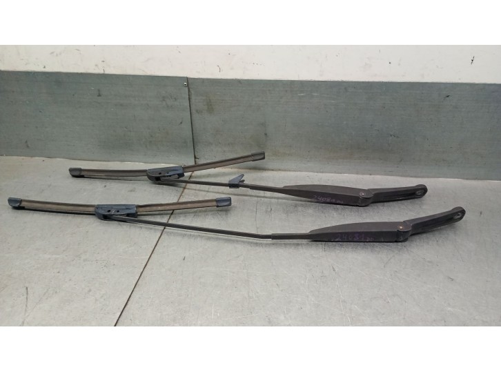 Recambio de brazo limpia delantero derecho para fiat panda (169) 1.2 cat referencia OEM IAM 735363568 735363568 