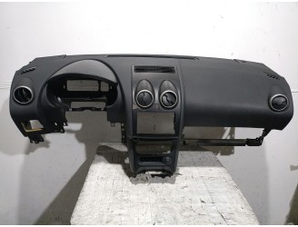 Replacement dashboard for Nissan Qashqai (J10) 2.0 DCI turbodiesel CAT OEM IAM reference 68030JD90A 