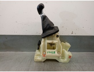 Recambio de palanca cambio para hyundai i10 1.0 cat referencia OEM IAM 43700B40204X 43700B40204X 