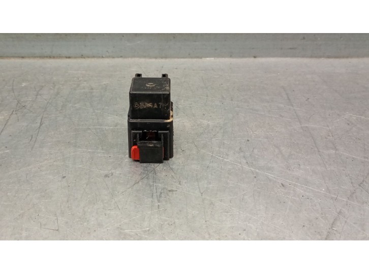 Recambio de rele para chrysler voyager (rg) crd cat referencia OEM IAM 04707900AA 