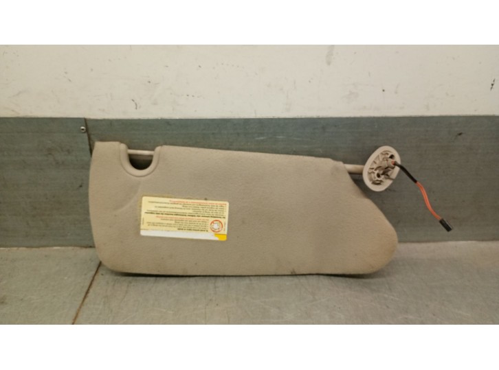 Recambio de parasol izquierdo para chrysler voyager (rg) crd cat referencia OEM IAM YX59BD1AC YX59BD1AC 