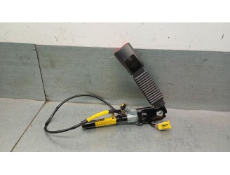 Recambio de pretensor airbag derecho para chevrolet captiva 2.0 diesel cat referencia OEM IAM 96878875 96878875 