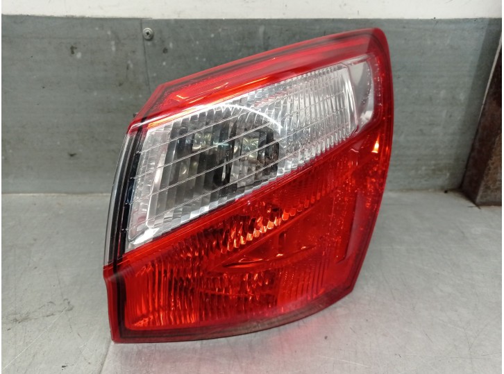 Recambio de piloto trasero derecho para nissan qashqai (j10) 2.0 dci turbodiesel cat referencia OEM IAM 26550BR00A  