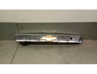 Recambio de molduras traseras para chevrolet captiva 2.0 diesel cat referencia OEM IAM 95276422 95276422 