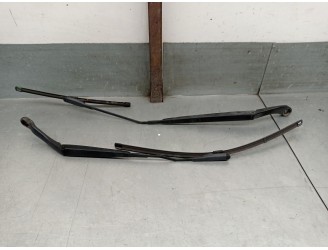 Recambio de brazo limpia delantero derecho para nissan qashqai (j10) 2.0 dci turbodiesel cat referencia OEM IAM 28886JD900 28881