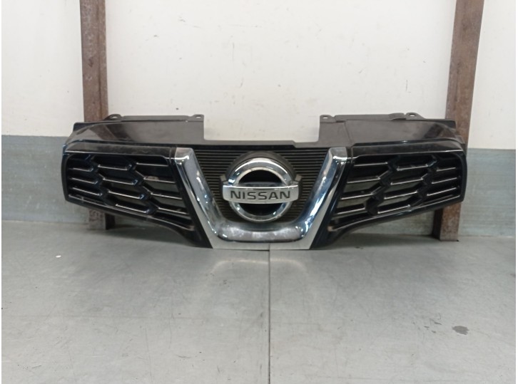Replacement front grille for Nissan Qashqai (J10) 2.0 dCi turbodiesel cat OEM IAM reference 62310BR00A 62310BR00A 