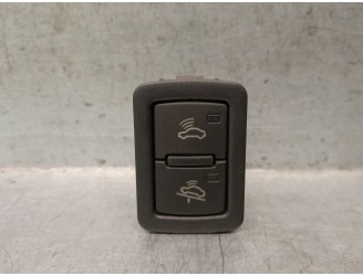 Replacement switch for Audi Q7 (4L) 3.0 V6 24V TDI OEM IAM reference 4F0962109 4E0962109 
