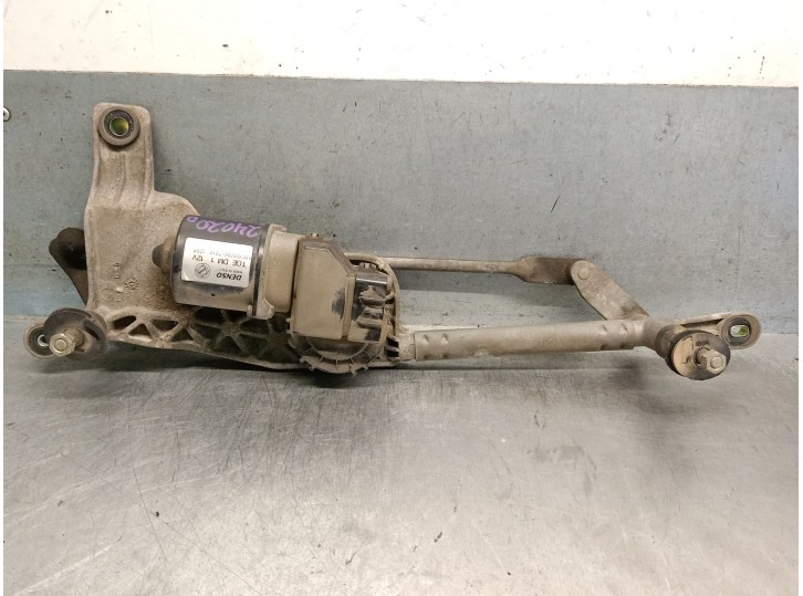 Replacement front wiper motor for fiat idea (135) 1.3 jtd cat OEM IAM reference MS1592007514 77362588 DENSO
