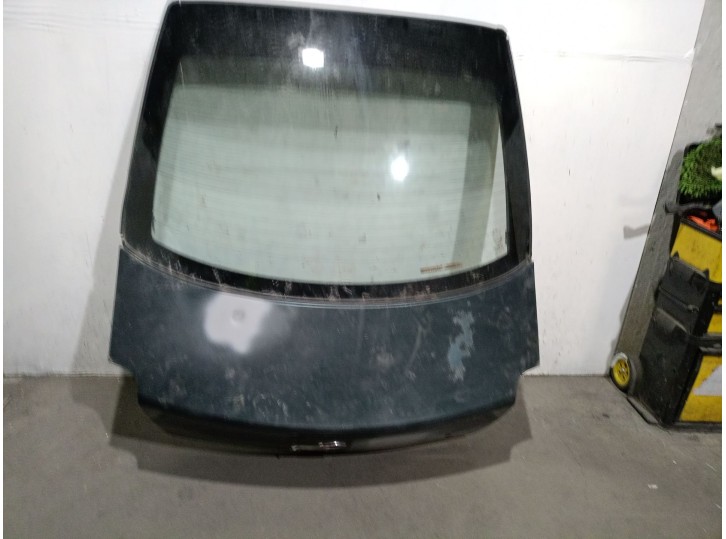 Recambio de porton trasero para kia shuma i (fb) 1.5 i 16v referencia OEM IAM BF 