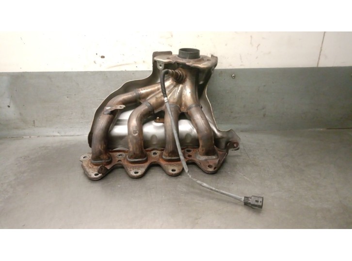 Recambio de colector escape para renault megane ii berlina 5p 1.6 16v referencia OEM IAM 8200586673A 8200543309 