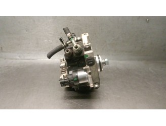 Recambio de bomba inyeccion para toyota corolla (_e12_) 1.4 d (nde120_) referencia OEM IAM 2210033040 2210033040 0445010105 BOSC