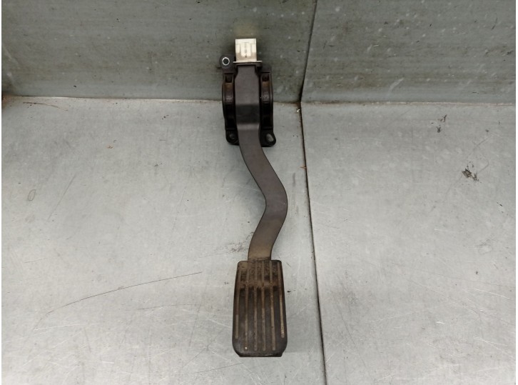 Recambio de potenciometro pedal para citroën c2 1.4 referencia OEM IAM 9646702180 0280752251