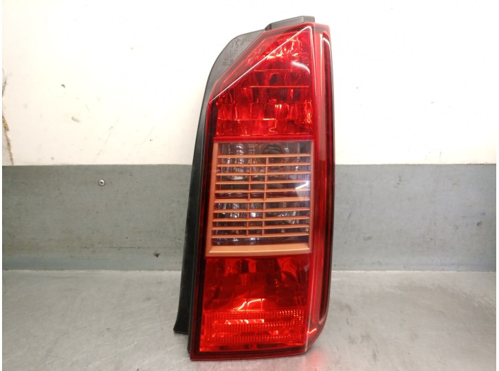 Replacement right rear light for Fiat Idea (135) 1.3 JTD CAT OEM IAM reference 46829508 46829508 