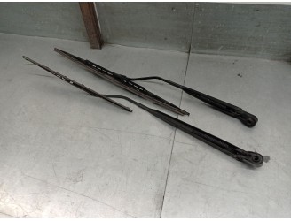 Recambio de brazo limpia delantero derecho para citroën c2 1.4 referencia OEM IAM 6429W4 6429W6 