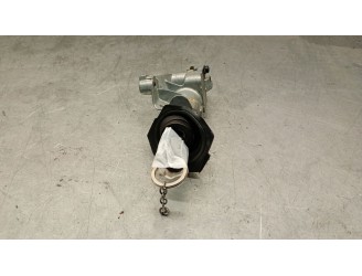 Replacement ignition switch for Volkswagen Passat Saloon (3B2) 1.9 TDI OEM IAM reference 4D0905851E 4B0905851 