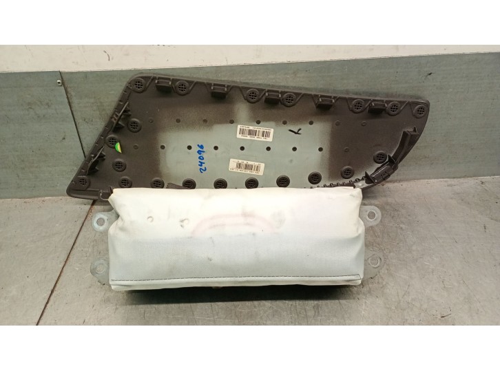 Recambio de airbag delantero derecho para ford focus turnier (cak) 1.6 16v cat referencia OEM IAM 2M51A044H42CEYYFY 1320574 