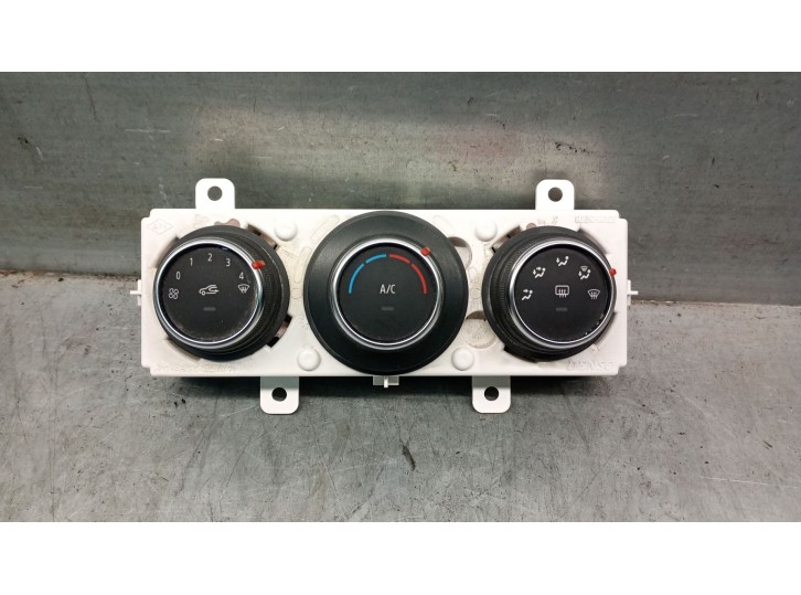 Recambio de mando climatizador para nissan nv400 furgoneta (x62, x62b) dci 135 referencia OEM IAM 275106521R 2711800Q0E 