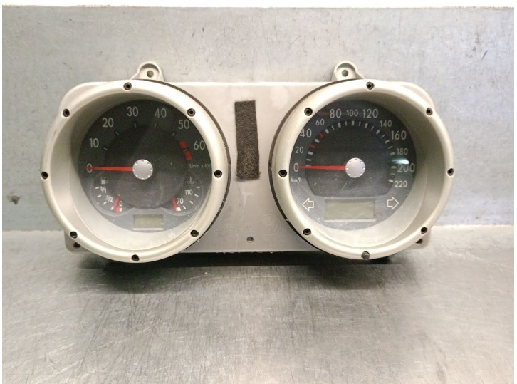 Recambio de cuadro instrumentos para volkswagen polo berlina (6n2) 1.4 referencia OEM IAM 5220301800 6N0920804EX MOTOMETER