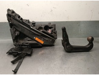 Recambio de enganche remolque para audi q7 (4l) 3.0 v6 24v tdi referencia OEM IAM 4L0092155A 4L0092155A 