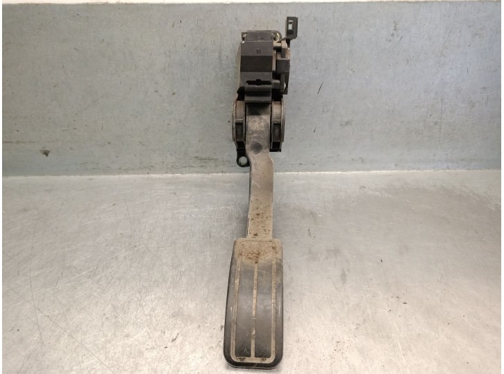 Recambio de potenciometro pedal para volkswagen polo berlina (6n2) 1.4 referencia OEM IAM 6N1721503E 6N1721503E 0280752207 BOSCH