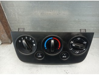 Recambio de mando calefaccion / aire acondicionado para ford fiesta (cbk) 1.3 cat referencia OEM IAM VP256H18D451 1426732 