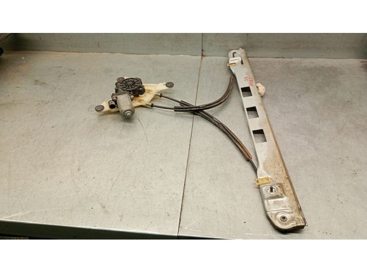 Recambio de elevalunas delantero izquierdo para nissan nv400 furgoneta (x62, x62b) dci 135 referencia OEM IAM 8070100Q0H 8070100