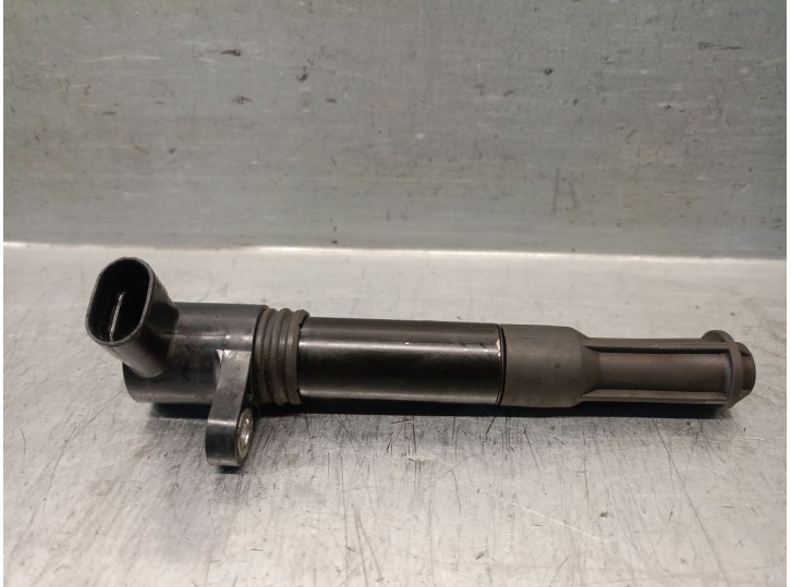 Recambio de bobina encendido para fiat grande punto (199) 1.4 referencia OEM IAM 46777288 46777288 098622A204 BOSCH