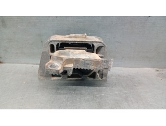 Replacement engine mount for Nissan NV400 van (X62, X62B) dCi 135 OEM IAM reference 112108180R 1123100Q0D 