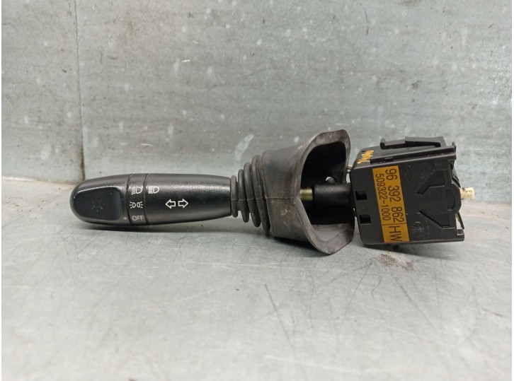 Replacement turn signal stalk for Daewoo Lacetti 1.6 CAT OEM IAM reference 96392862 96392862 5093221000
