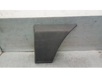 Recambio de molduras traseras para nissan nv400 furgoneta (x62, x62b) dci 135 referencia OEM IAM 768F20004R 9387300Q0B 