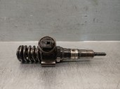 Recambio de inyector para audi a4 berlina (8ec) 2.0 tdi referencia OEM IAM 03G130073G 0414720404 BOSCH