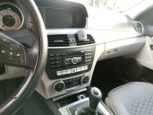 mercedes-benz clase c (w204) berlina del año 2025