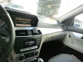 mercedes-benz clase c (w204) berlina del año 2025