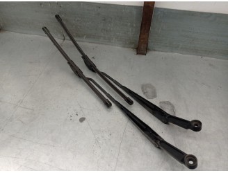 Recambio de brazo limpia delantero derecho para daewoo lacetti 1.6 cat referencia OEM IAM 96476708 96476709 